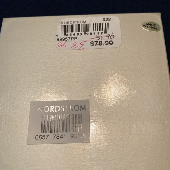 Nordstrom Sterling CZ Snowflake necklace, NIB - Picture 5 of 5